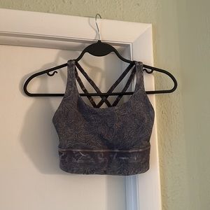 Lululemon Energy Bra Size 2 Gray Strappy Back Logo Sports Bra